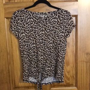 Leopard print lightweight tee